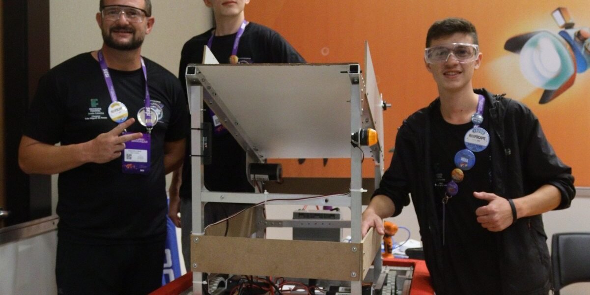 IFRC: Criação de Equipes de Robótica FRC nos Institutos Federais